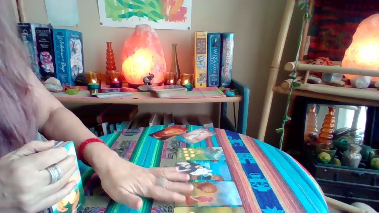 LEO!!🔮Tomaste distancia por el bien mayor de un vínculo!! Hay puntos de re/encuentro más adelante!!