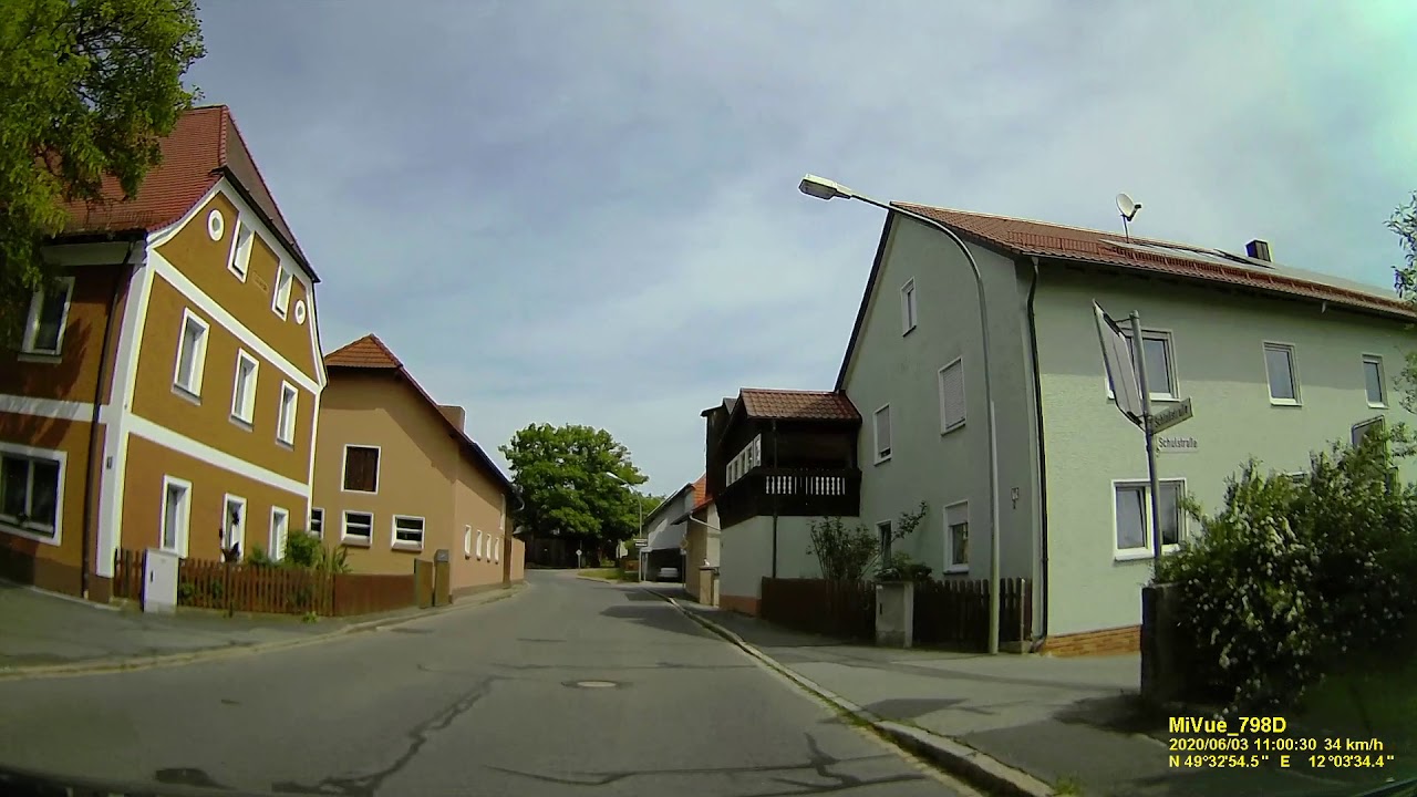 D: Holzhammer. Stadt Schnaittenbach. Landkreis Amberg-Sulzbach. Ortsdurchfahrt. Juni 2020