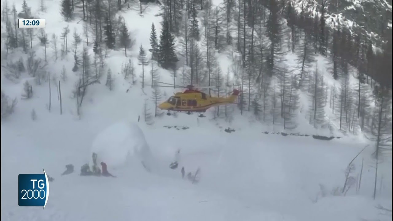 Valanga a Courmayeur uccide tre sciatori