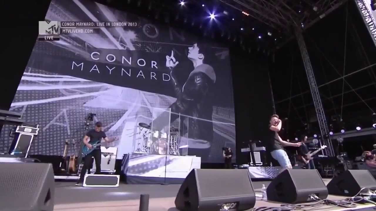 Conor Maynard - Can't say no (Live in London 2013 - Wireless Festival)
