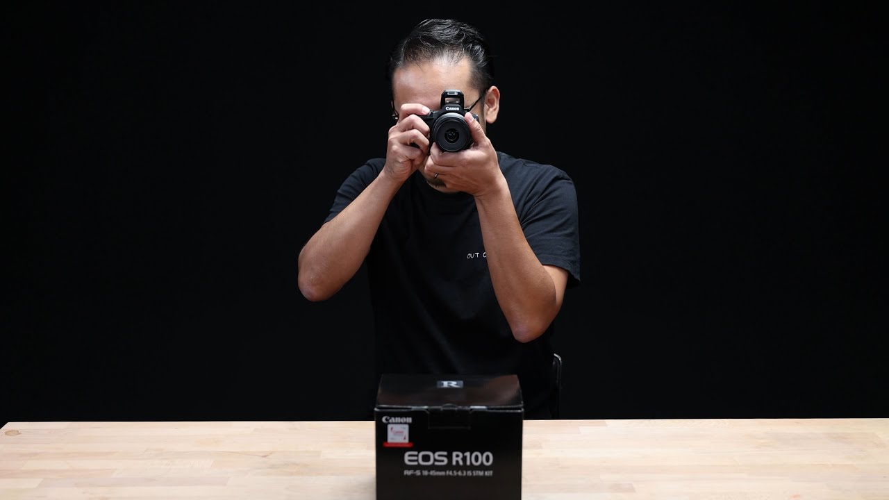Canon EOS R100 overview