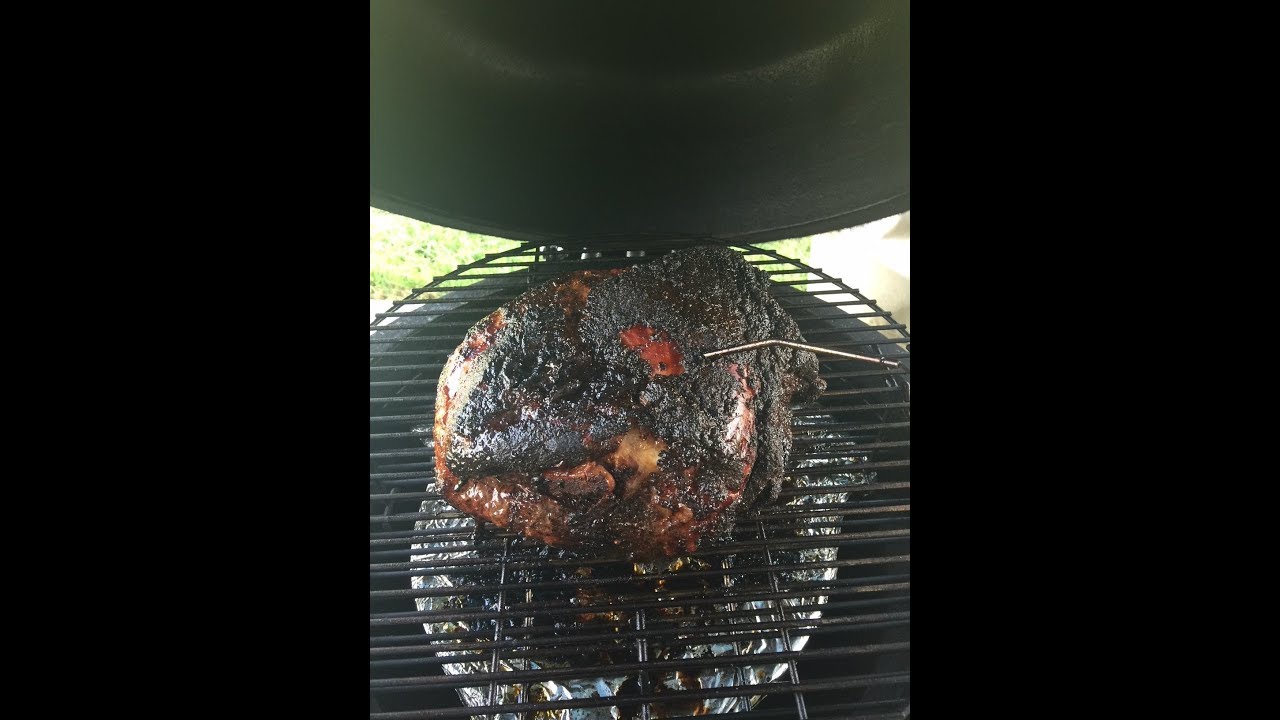 Pulled Pork on the Pit Boss Kamado