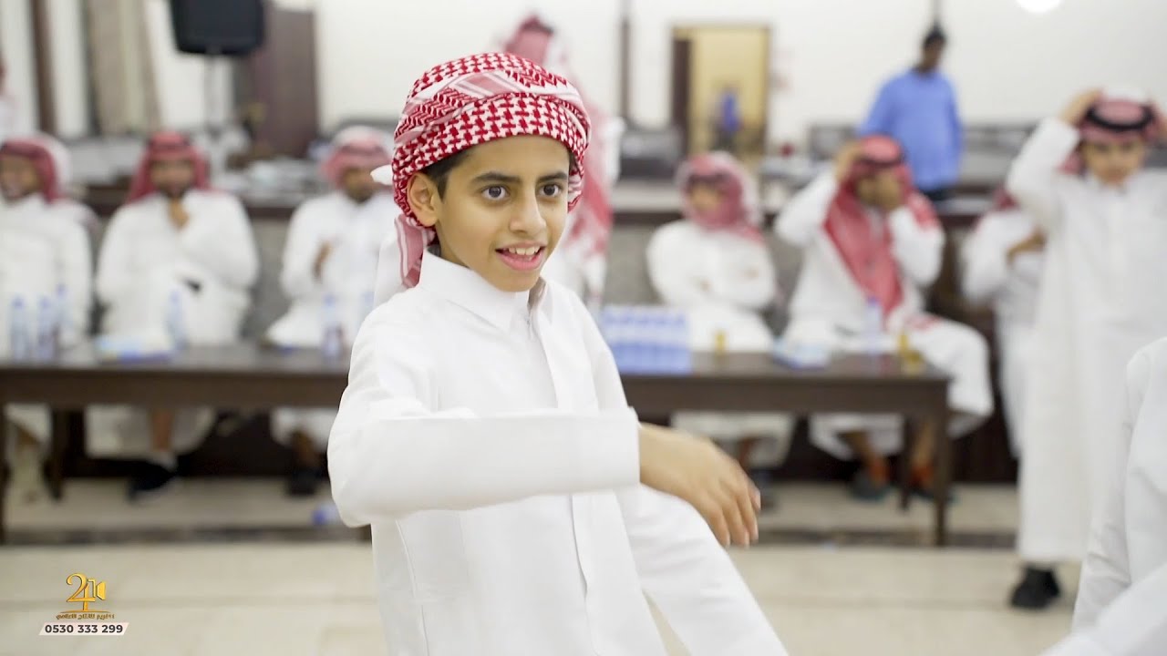 أدهش الكل بأداءه مع  حازم الوابصي  في حفل زواج الشاب مشعل صالح الوابصي