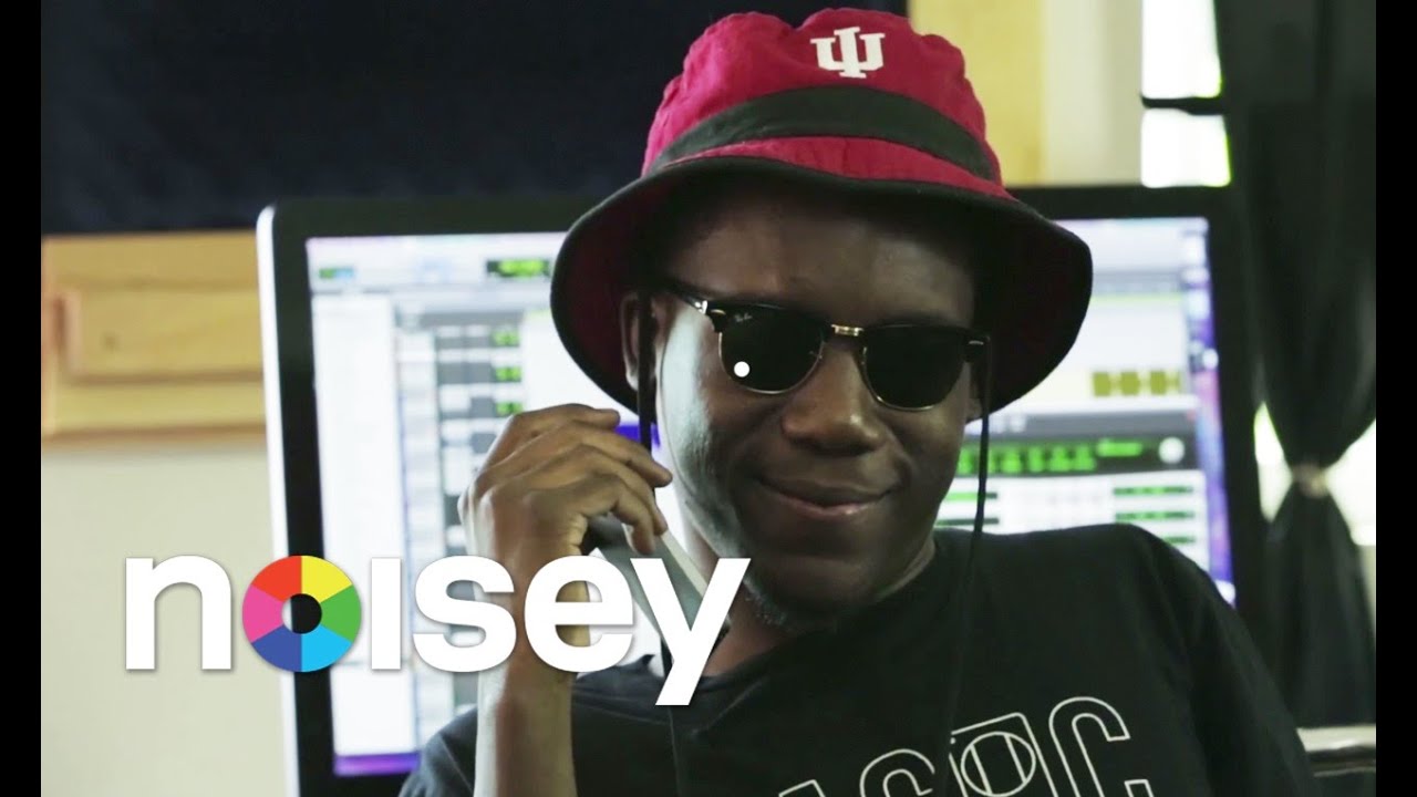Skizzy Mars Talks Twitter and Ebola With His Mom - Call Your Mom