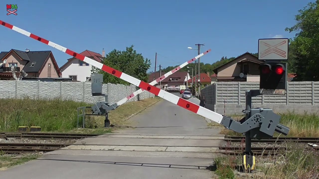 Železničn&eacute; priecestie V&iacute;gľa&scaron; #1 [SP0512] - 19.7.2022 / Železničn&iacute; přejezd / Slovak railroad crossing