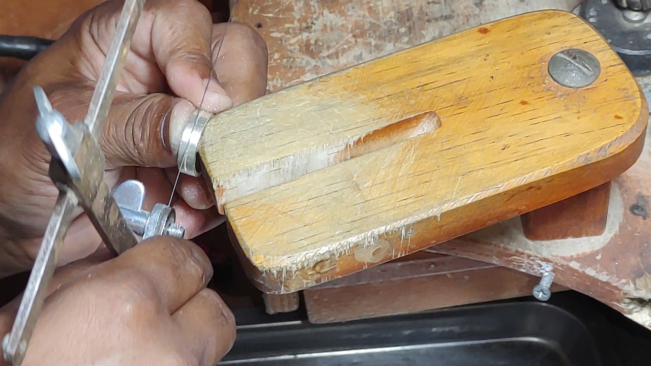 #dica de ourives:  parte1 vou fazer frisos em uma aliança de prata veja aí como é simples de  fazer