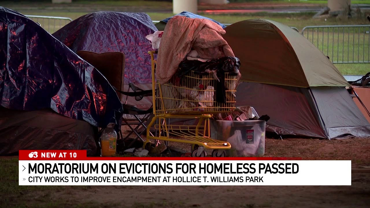 Renee 10pm P PENSACOLA HOMELESS ALLOWED TO STAY