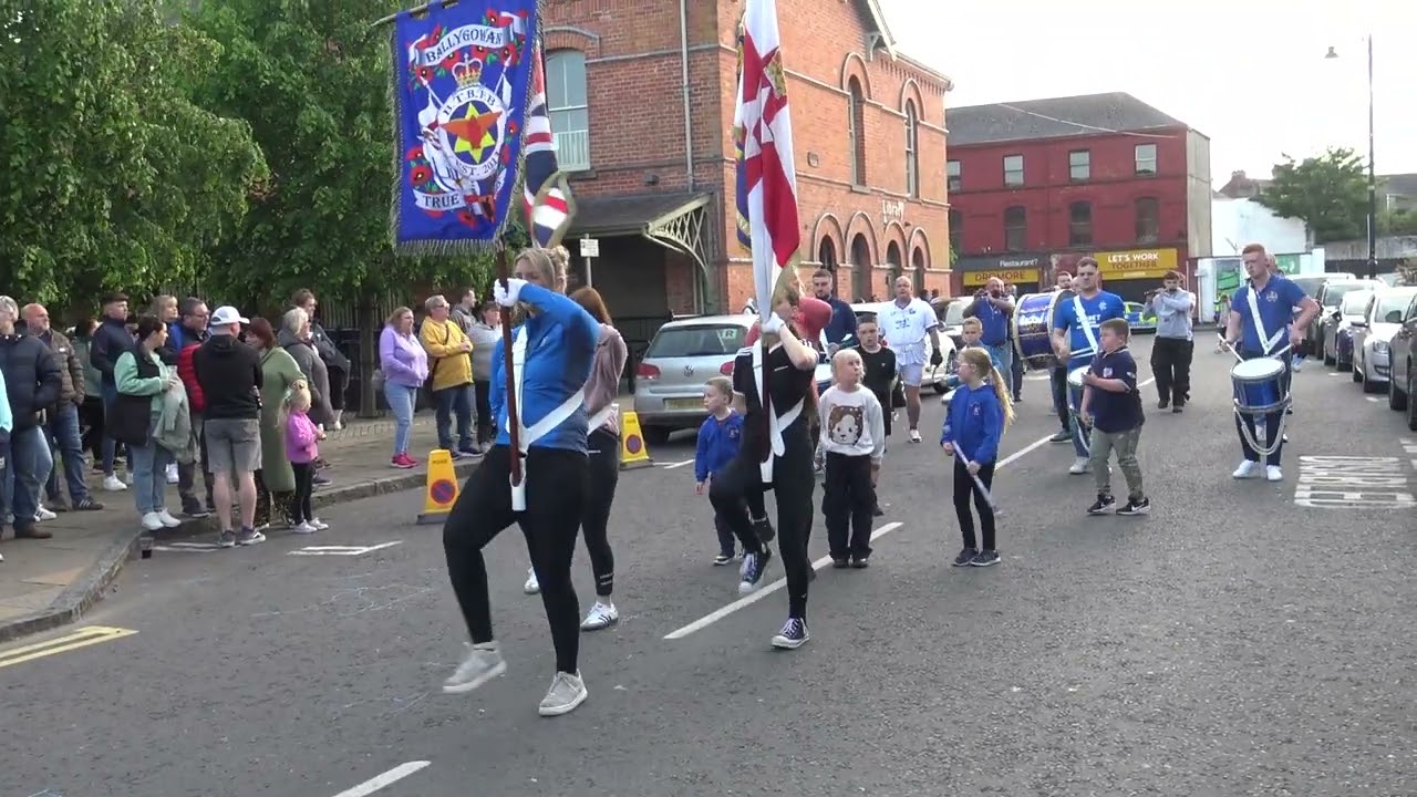 Ballygowan True Blues@Kinallen Parade 31-5-24 HD