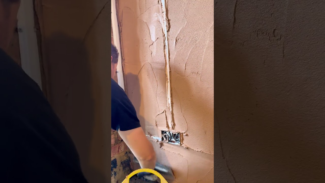 Applying Hardwall and Mesh #plastering #hardwallplaster #simonplastering