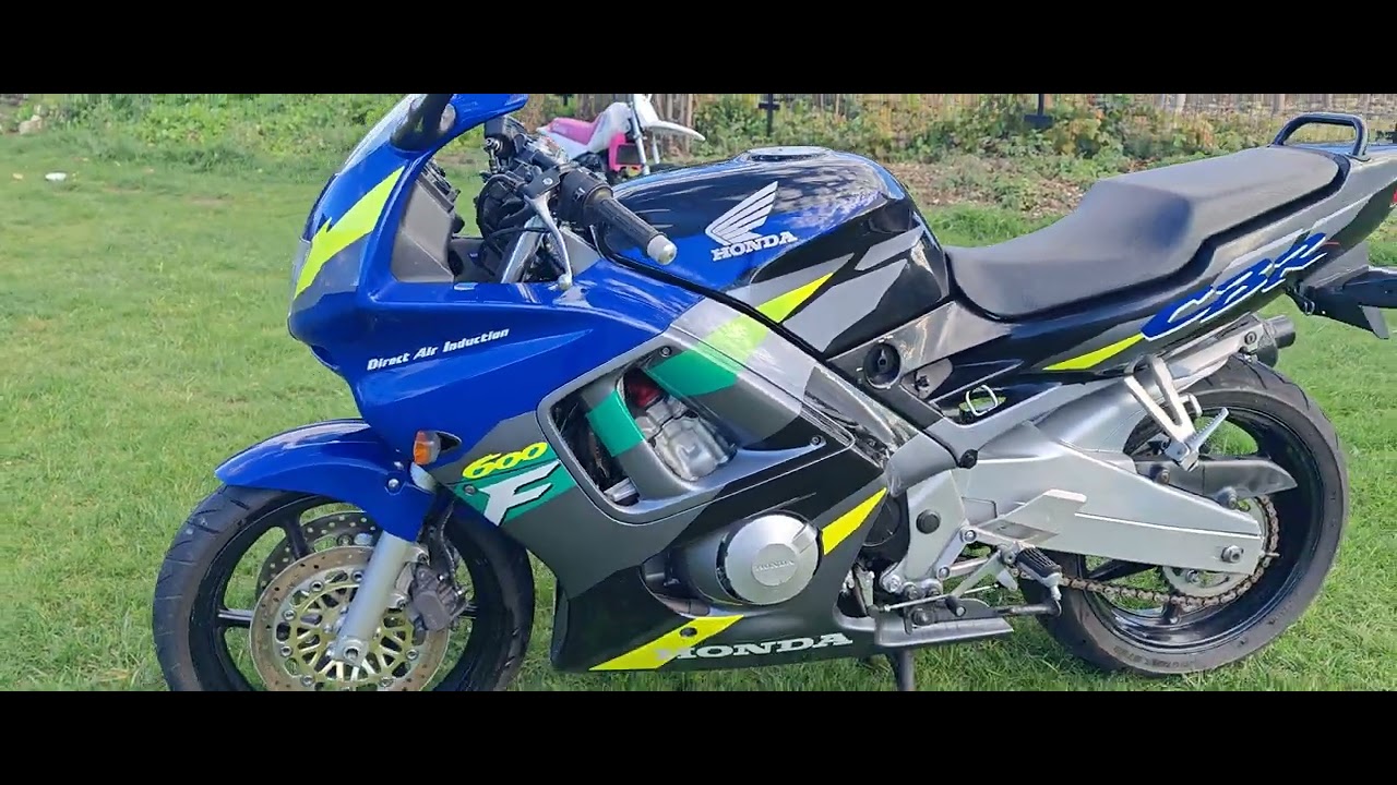 1997 Honda CBR 600 F3 cold start, walk around