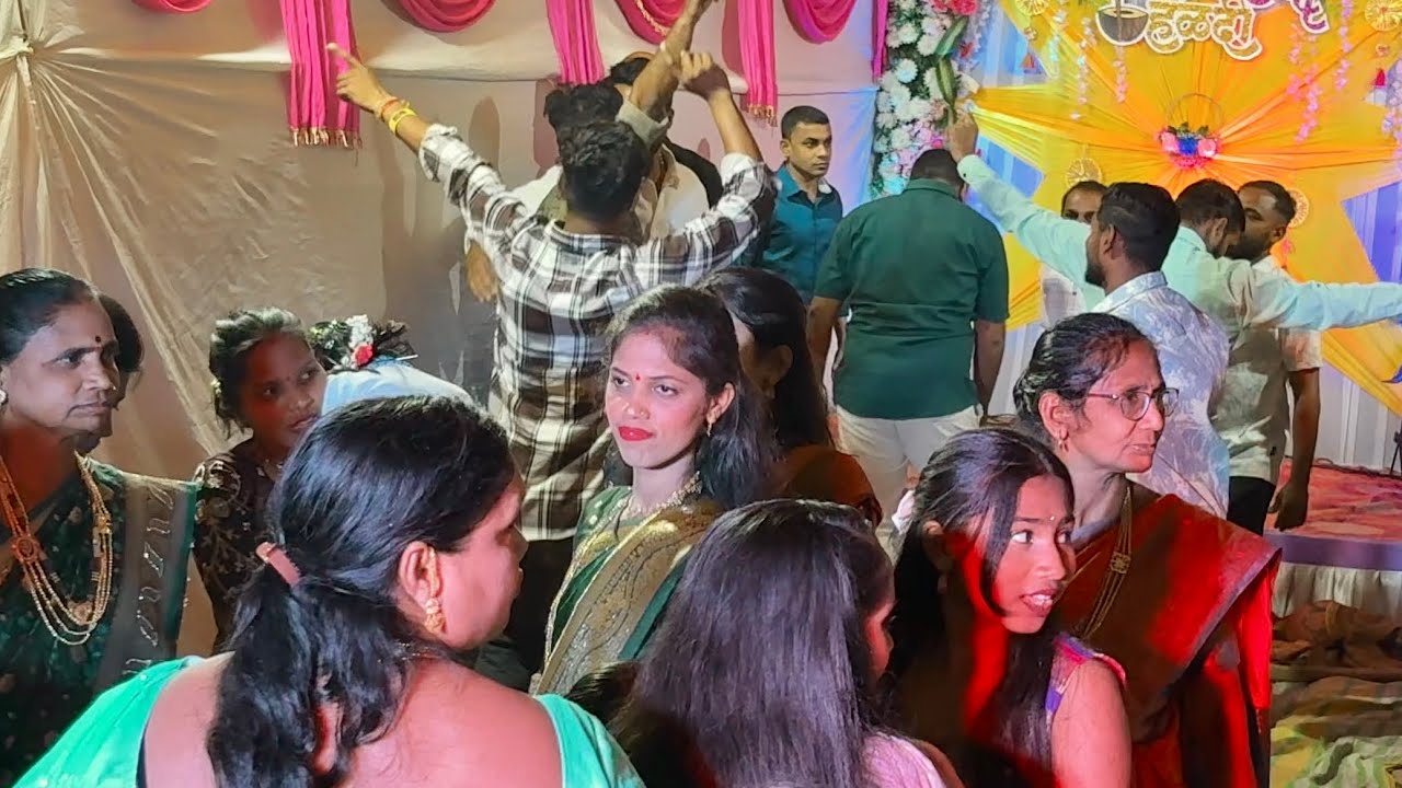काय तीAKSHAY🎤SINGER चि गाणी आणि काय तो भावेश नवऱ्याच्या हळदीला💛DANCE💃एकदम SUPERB |Sai Swastik M G P|