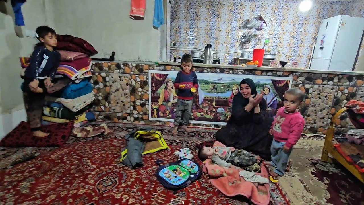 Traditional Baking of Tiri Bread by Bakhtiari Women | A Story of Simple and Patient Rural Life&rdquo;🍞🥖