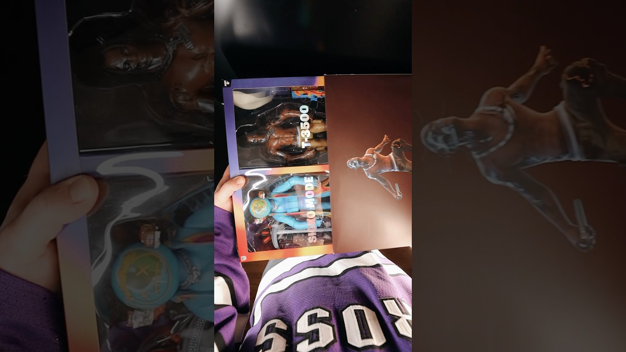 Unboxing An Exclusive Travis Scott x Fortnite Action Figure Set!!