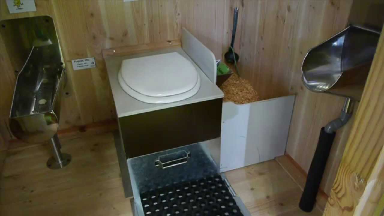 Le grand savoyard, toilettes sèches publiques montagne Petit Coin Nature