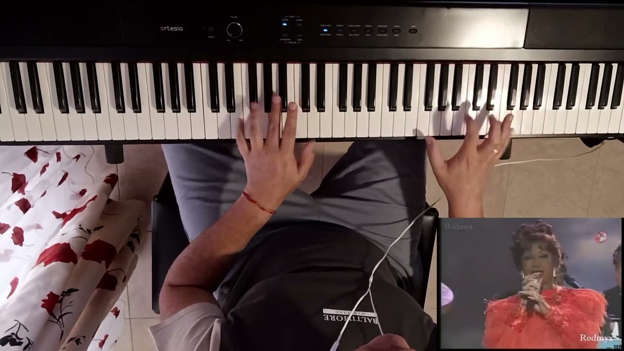 Piano Cover La vida es un Carnaval Celia Cruz (en vivo)