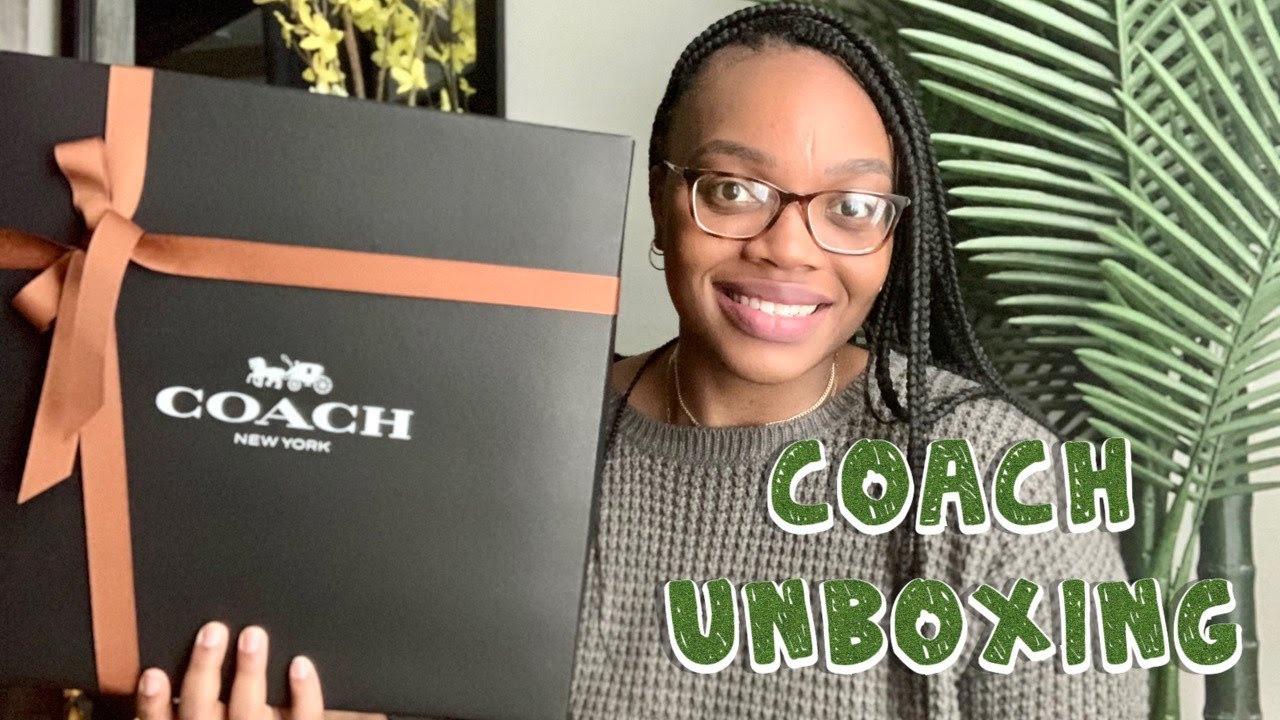 My FIRST ever Coach Bag | Ivory Coach Pillow Tabby Bag! | Review & Unboxing