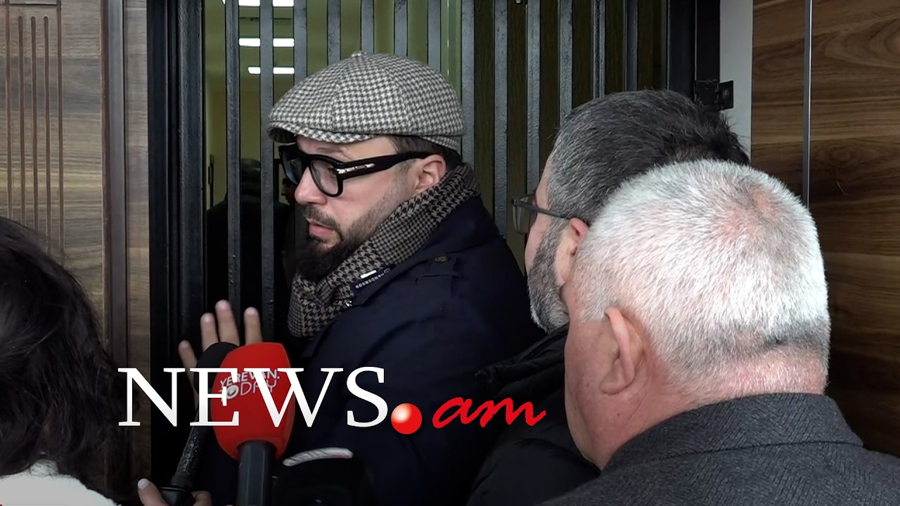 Էջմիածնում պատգամավորներին եւ փաստաբանին չեն թույլատրում մտնել ոստիկանության շենք