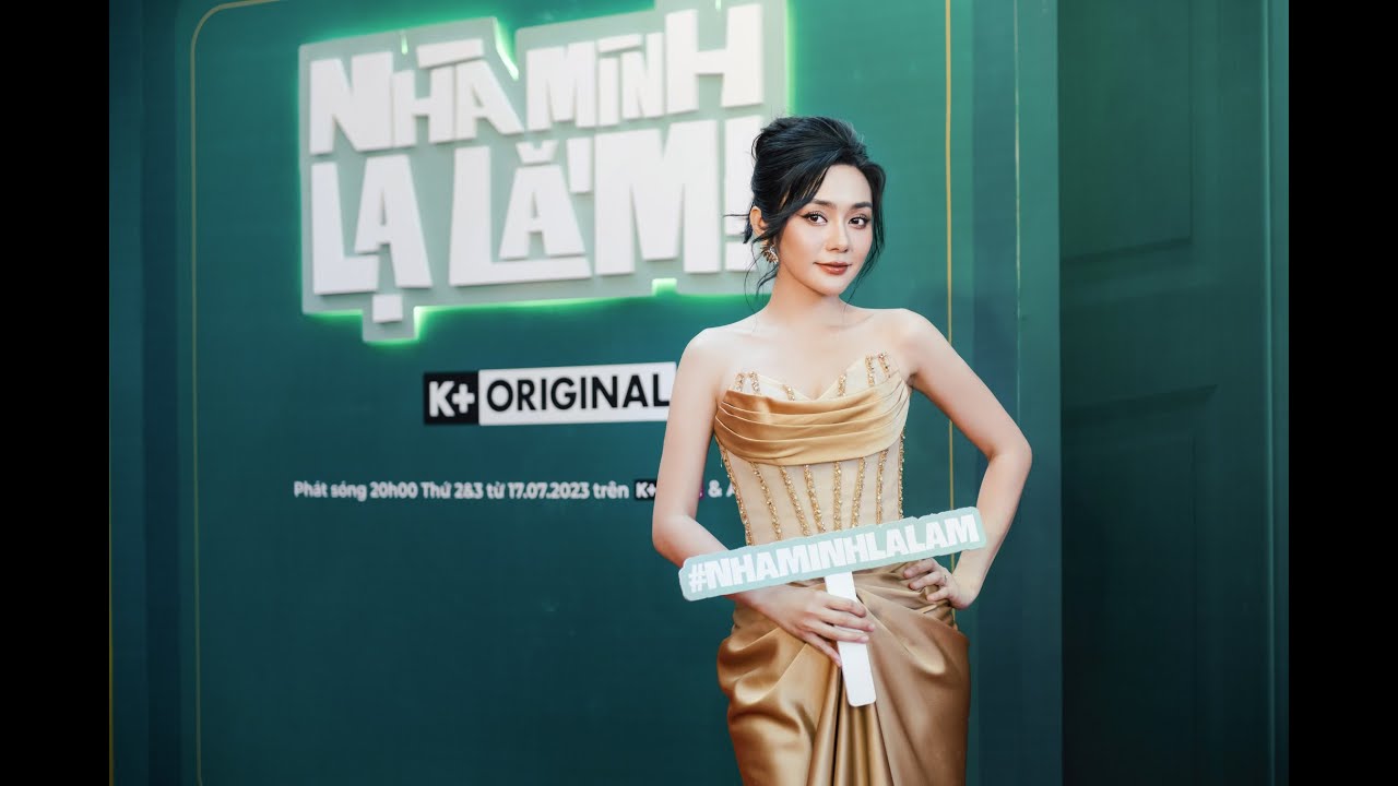 MC SONG NGỮ THU THỦY | Dẫn, dịch live cho speaker Pháp | NHÀ MÌNH LẠ LẮM PREMIERE
