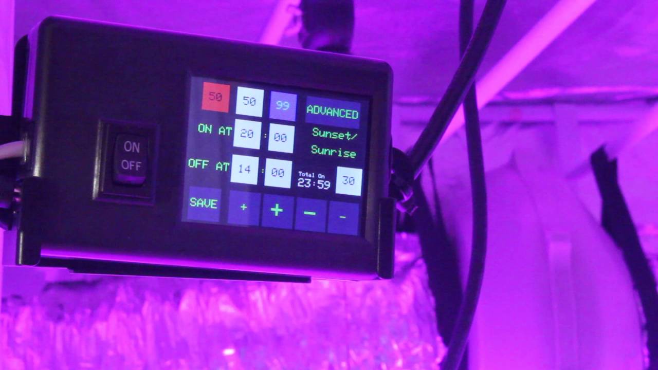 Controlador LED de Cultivo Solar System
