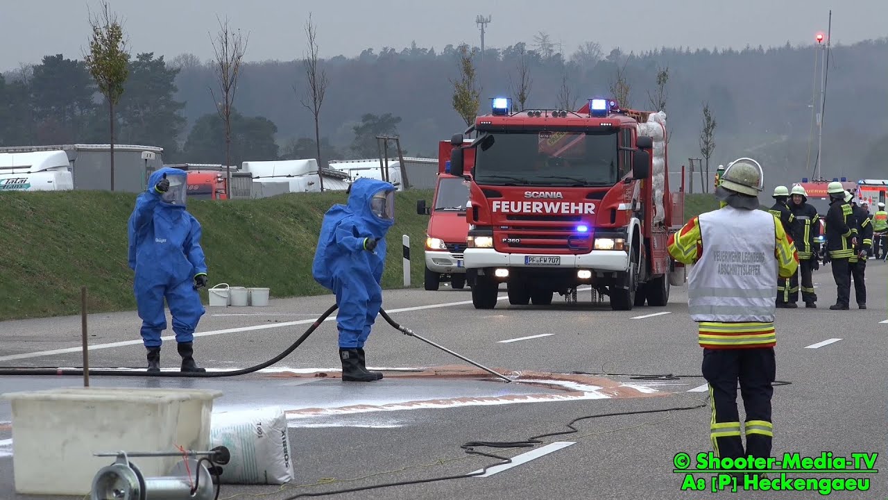 GEFAHRGUTEINSATZ: GROSSEINSATZ FEUERWEHR || A8 || [VOLLSPERRUNG = STAU] || Großaufgebot - [E]