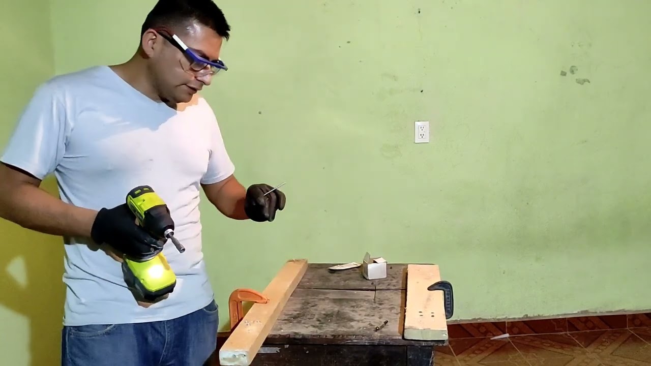 rese&ntilde;a de atornillador de impacto ryobi PSBID91KMX