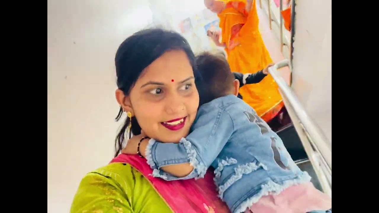 Shopping karne ja rahe h #shopping #rajpurohit #shoppingvlog #fun #rajthani #weddingsoon