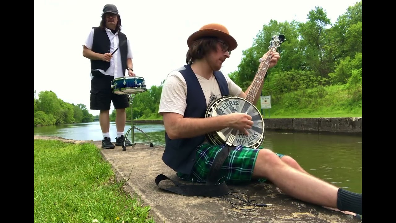 “15 Miles On The Erie Canal” ON THE ERIE CANAL! Sang by Ferris & the Wheelers! #traditionalmusic