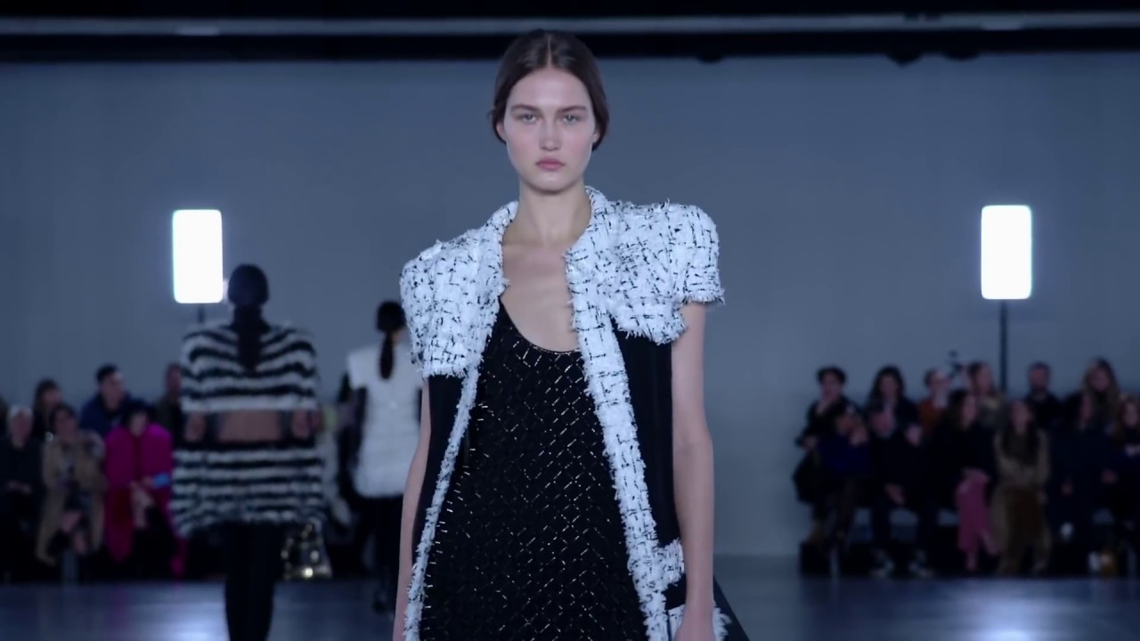 Balmain Fall/Winter 2019 Womenswear Show