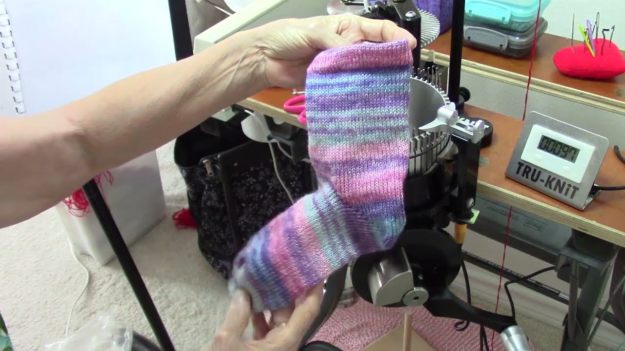 Circular Sock Machine Quick Start Step 5, Finish Your Sock by Diana Sullivan