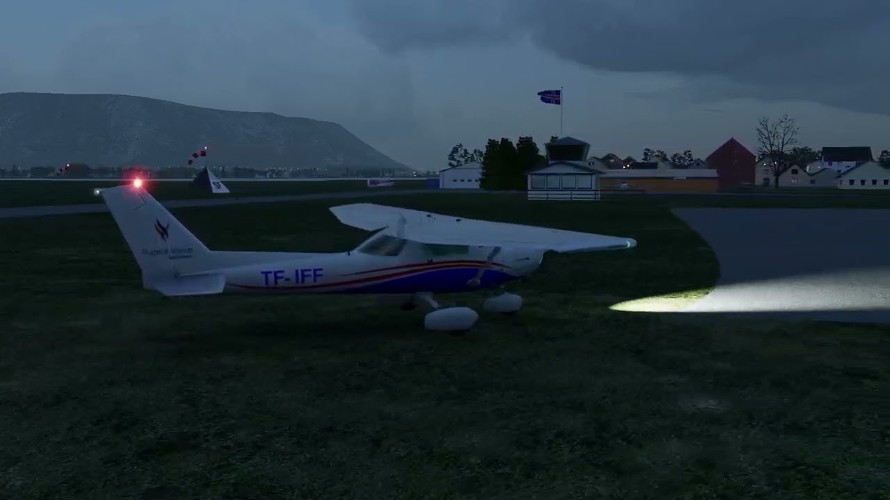 Landing Cessna 152 in Selfoss airport (BISF) in X-plane 12