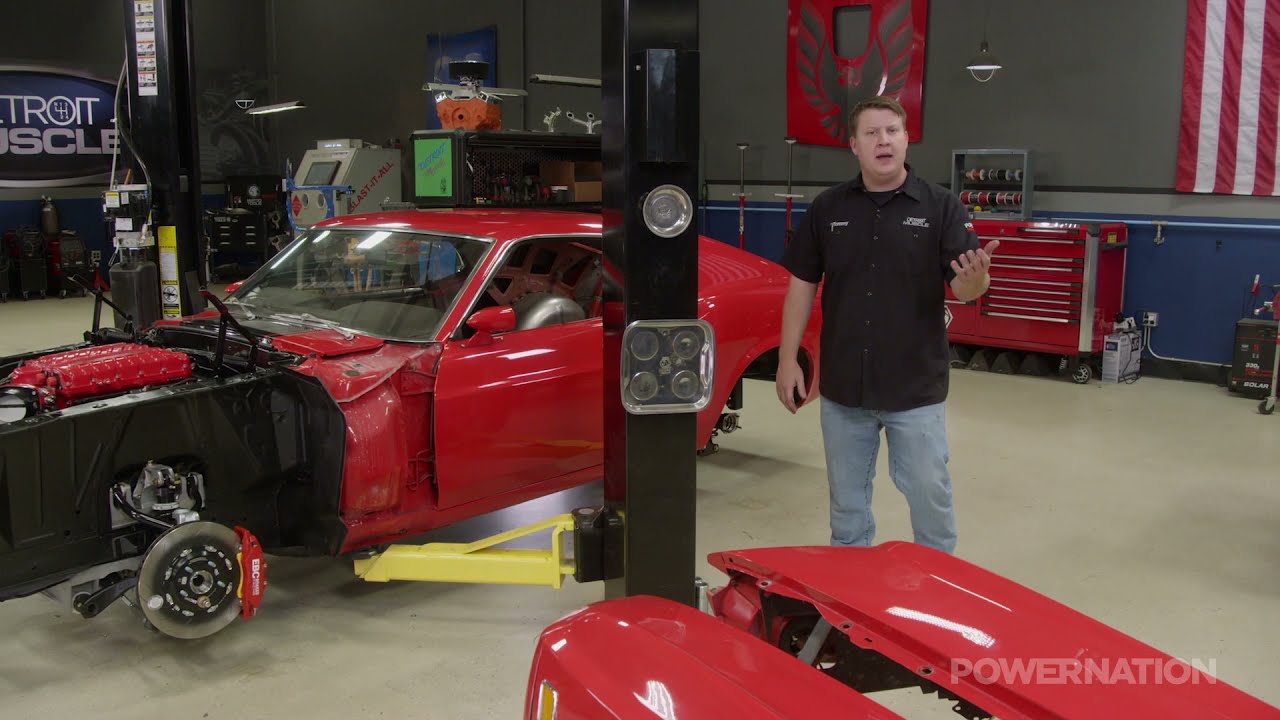 Установка 5-скоростного комплекта AmericanPowertrain 1-го поколения Mustang TREMEC TKX