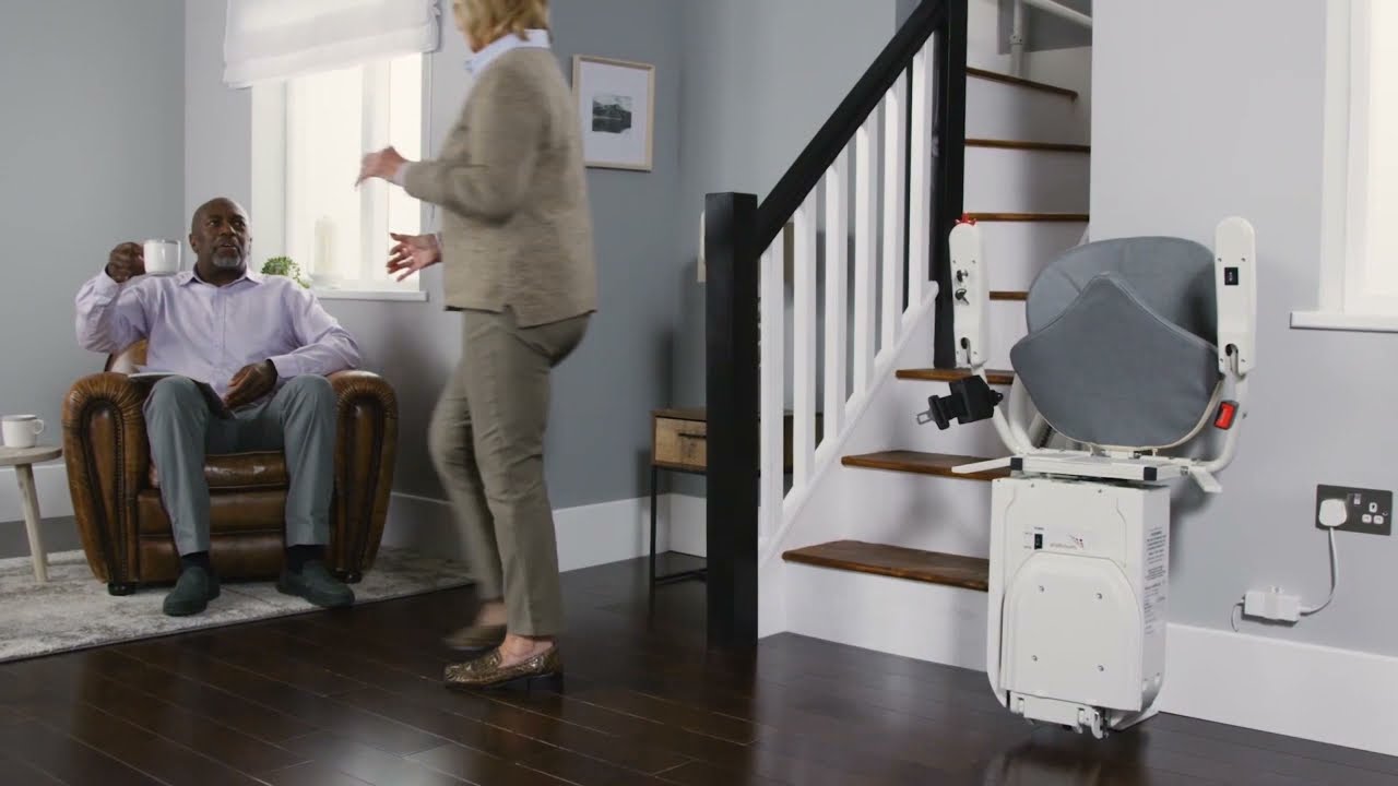 Halton Dual Rail Curved Stairlift Demonstration