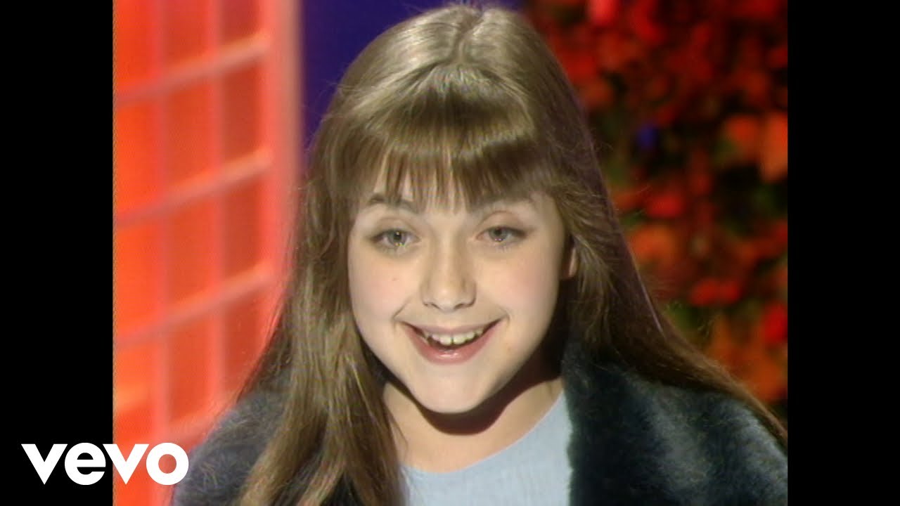 Charlotte Church, Andrew Lloyd Webber - Requiem: Pie Jesu (Live from Blue Peter, 1998)
