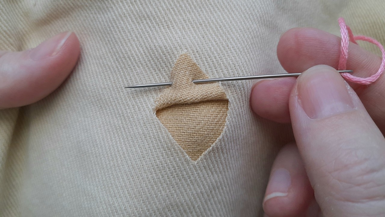 ✂️ The One Stitch That Fixes Jeans Holes Like Magic