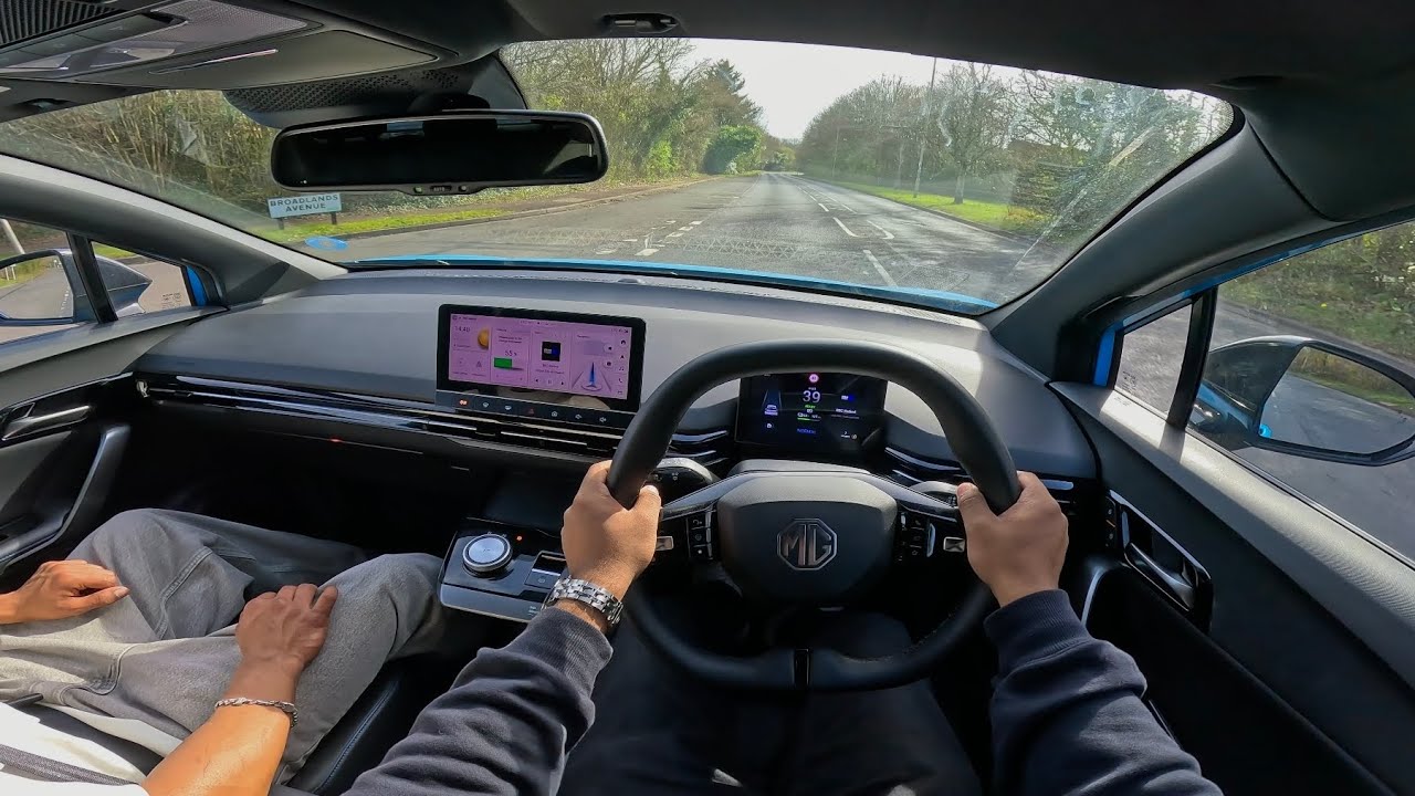 2024 MG4 EV Trophy Long Range - POV Test Drive