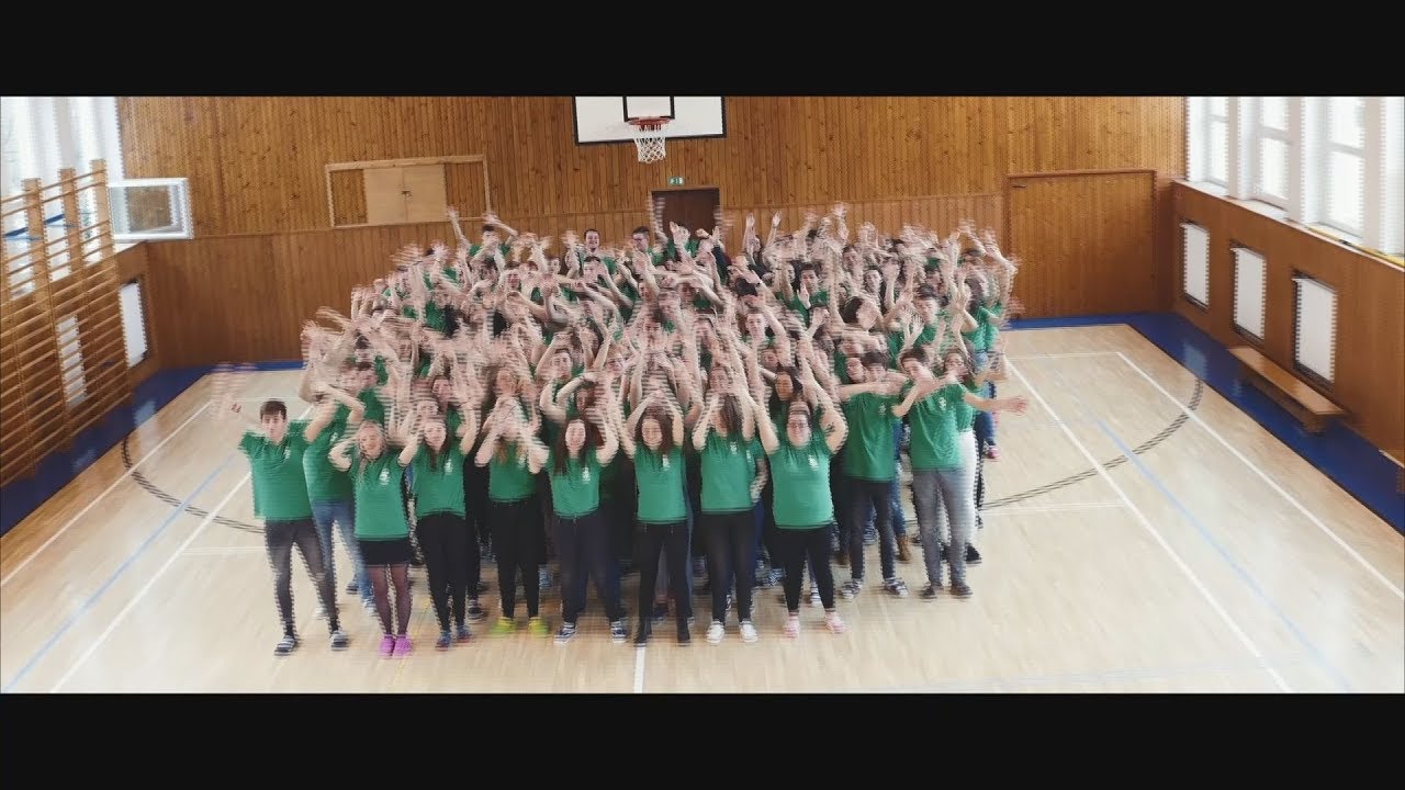 Učí, vzdeláva a vychováva už 100 rokov