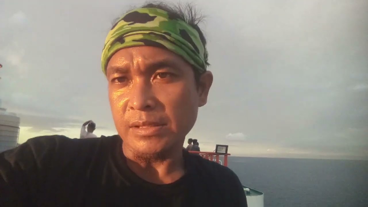 Napakatahimik ang karagatan ka idol 🙏