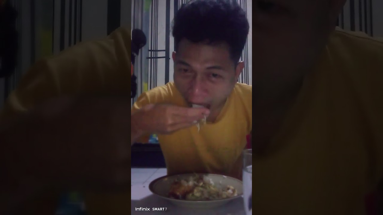 sahurr ke dua puluh satu nasi+telur orek bola rambutan#mukbang 