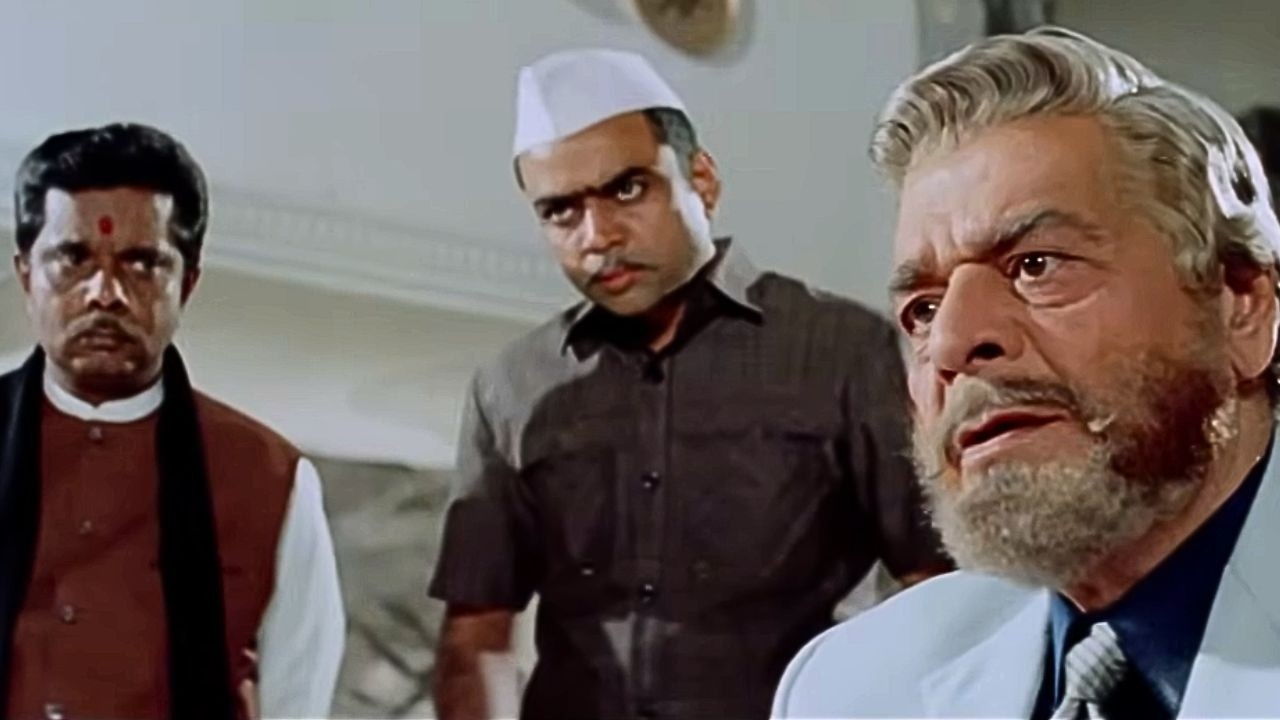 लोगो की ज़िन्दगी से हम शतरंज खेलते है - जबरदस्त सीन