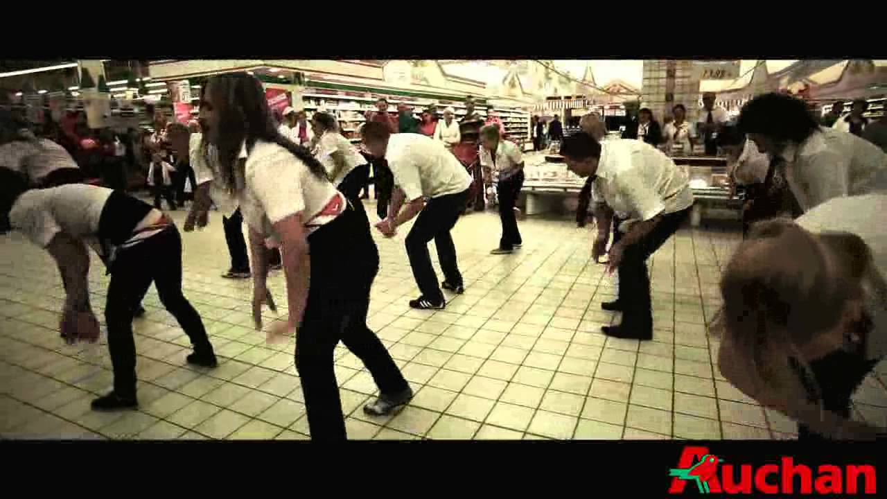 Flash Mob Auchan Katowice 06.07.2011.avi