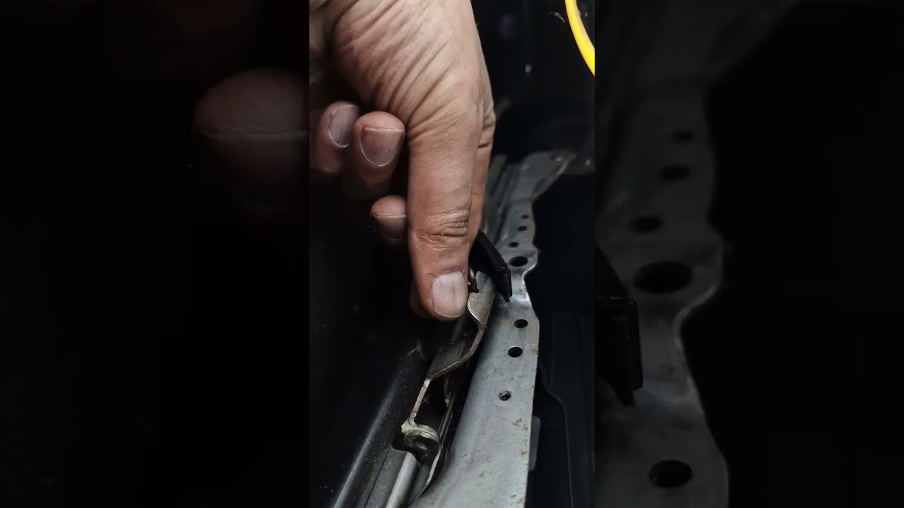 Toyota Yaris mk3 2011-2017, front seat slider not working (stuck) FIX!