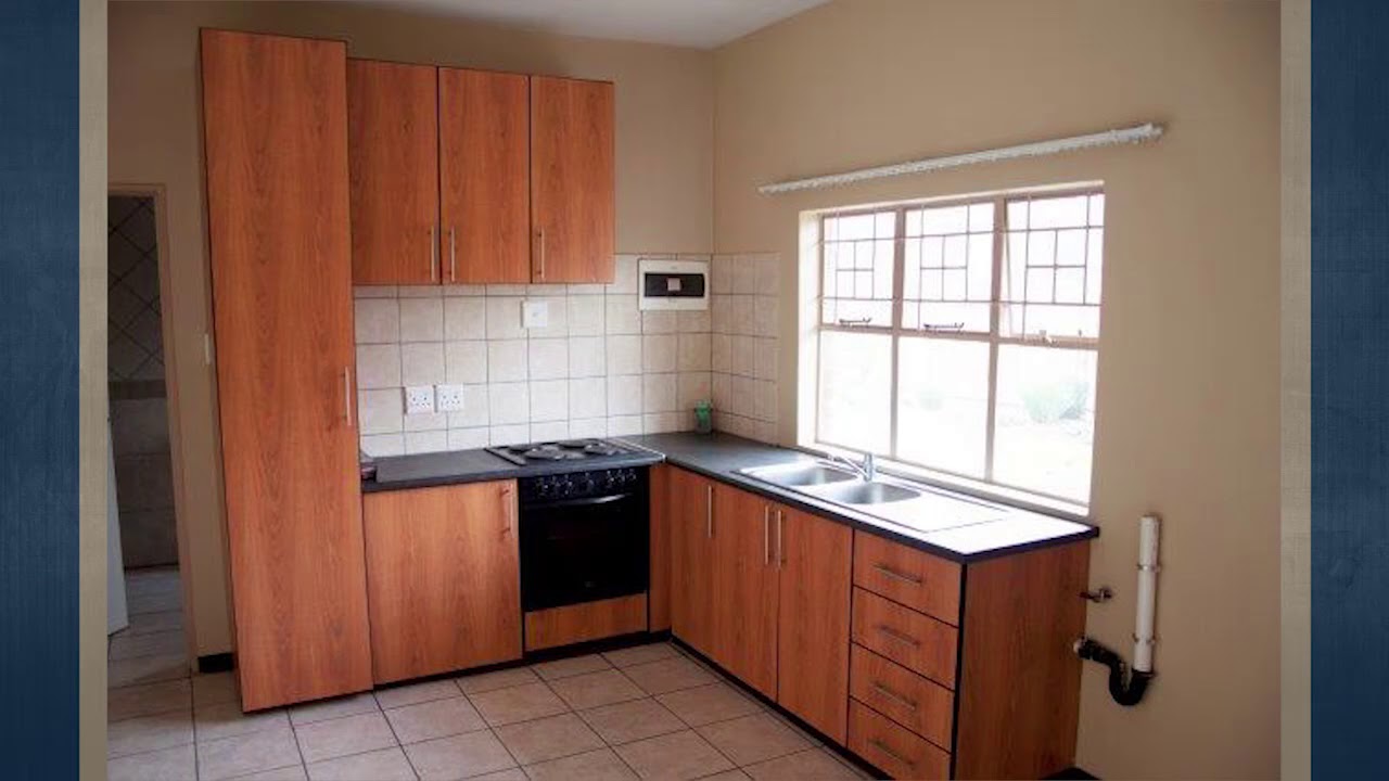 Picadilly, 20 Jim Fouche Avenue, Universitas, Bloemfontein