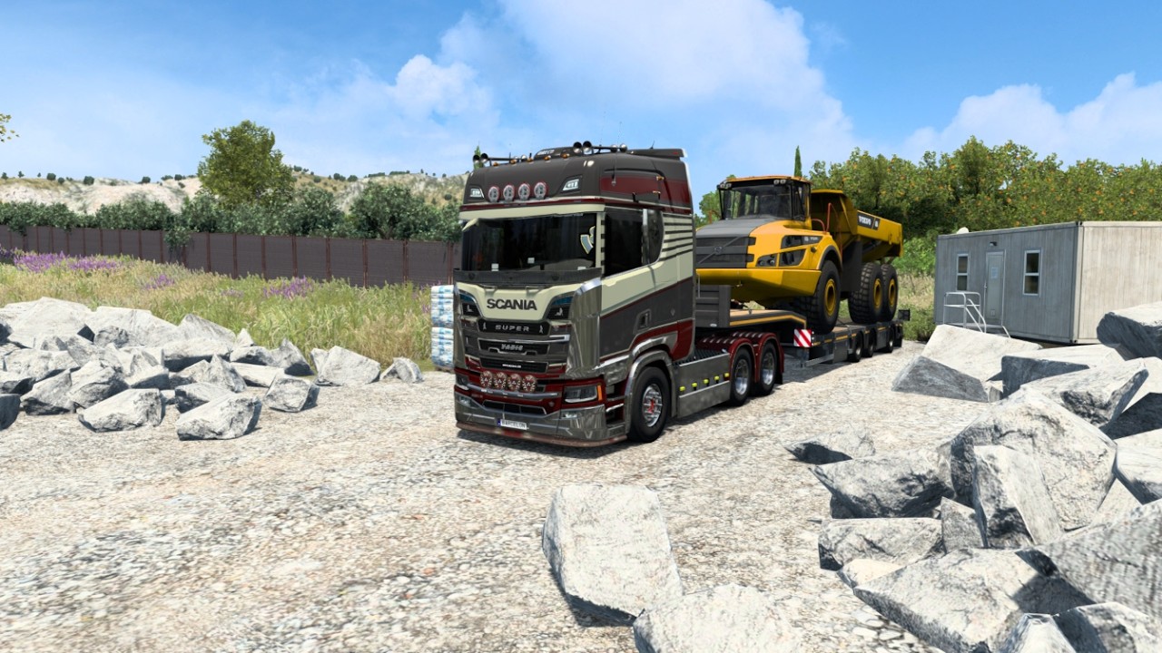 【SCANIA  SUPER  V8】＜Euro Truck Simulator 2＞ 引っ張れ爺さん。volvoA25G を背負ってソフィア向けです。本日も、事故無き怪我無きで頑張って行きましょう。