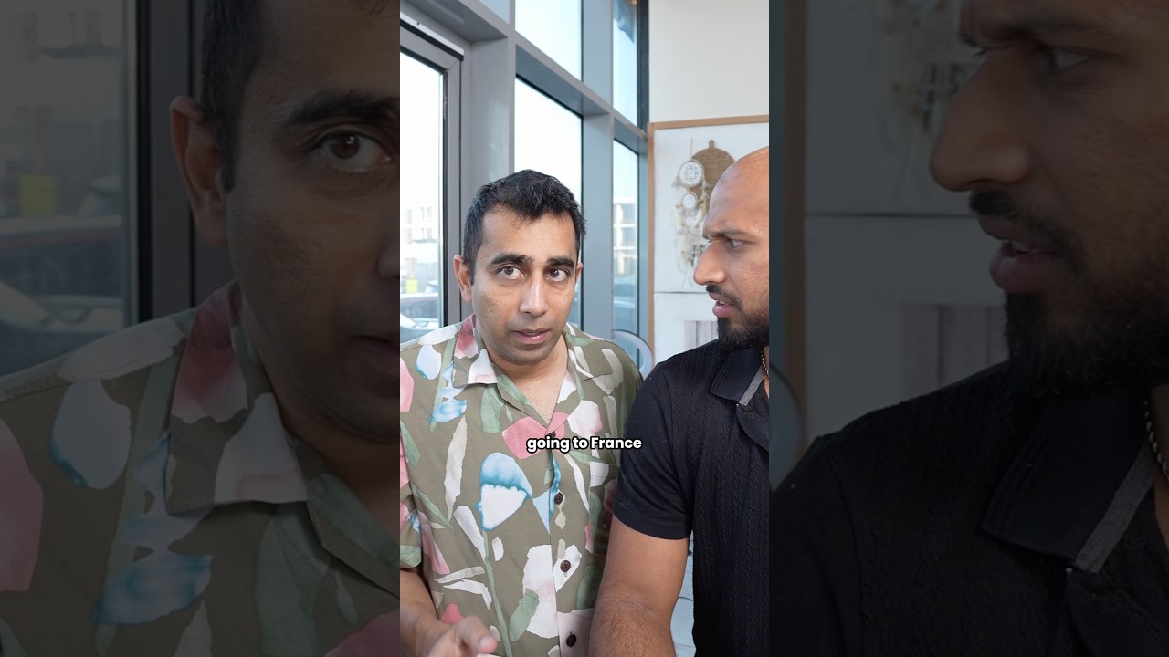 Когда идёшь с другом во французский ресторан 😂