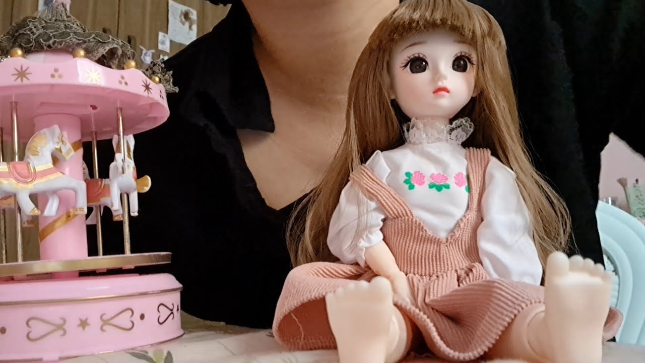 asmr caseirinho, penteando seu cabelo (vc é a boneca) voz suave