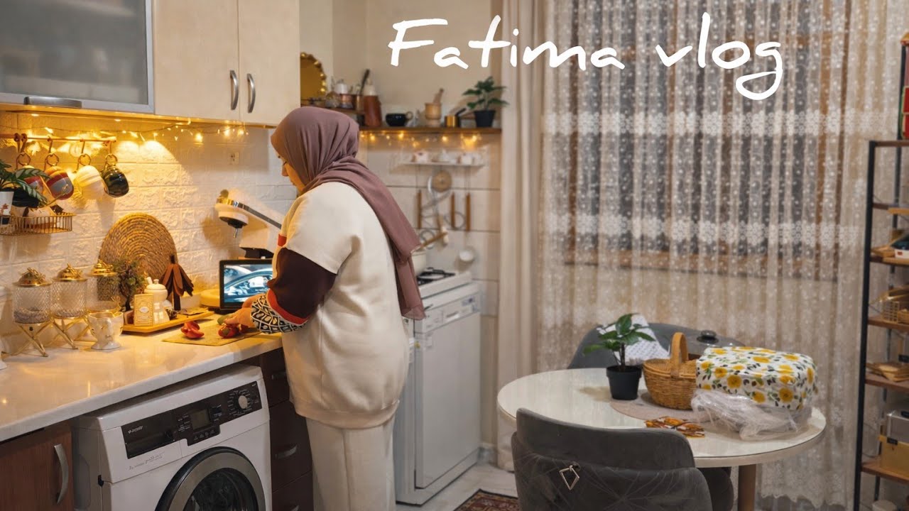 شتي يادنيا شتي🥶❄، مخدة ورق الشجر🍁،بسكوت بالبودينغ🍸، فطاير الشيش بالفخار🫕