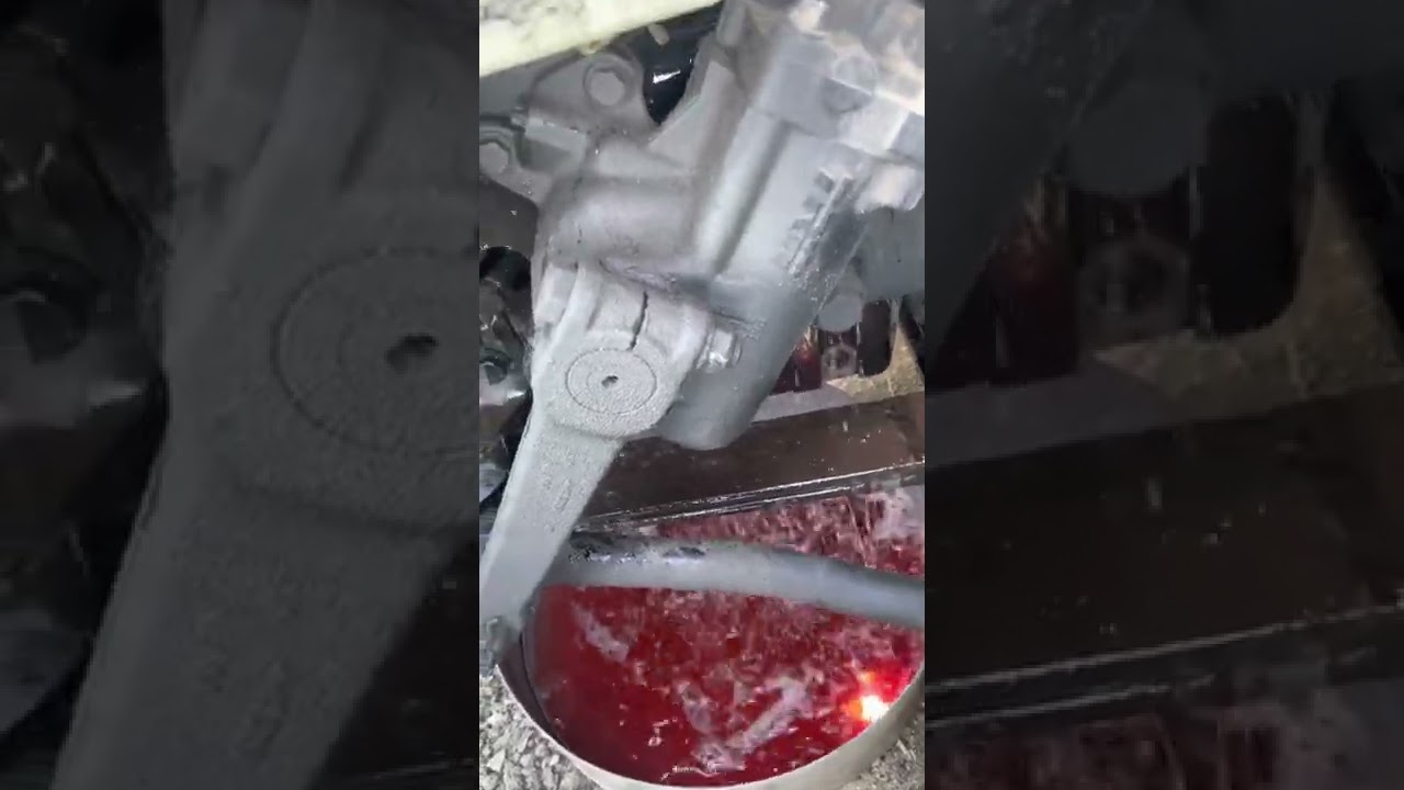 How to replace thermostat Cascadia DD15 DD13 DD16