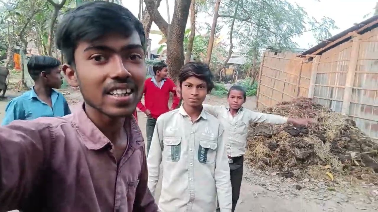  क्रिकेट खेलने के लिए जा रहे हैं और गेंद पुतला जाता है#comedy #shorts 