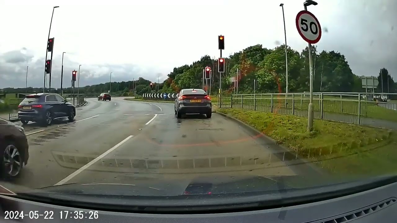 Worksop-Kilton B6041 spiral roundabout