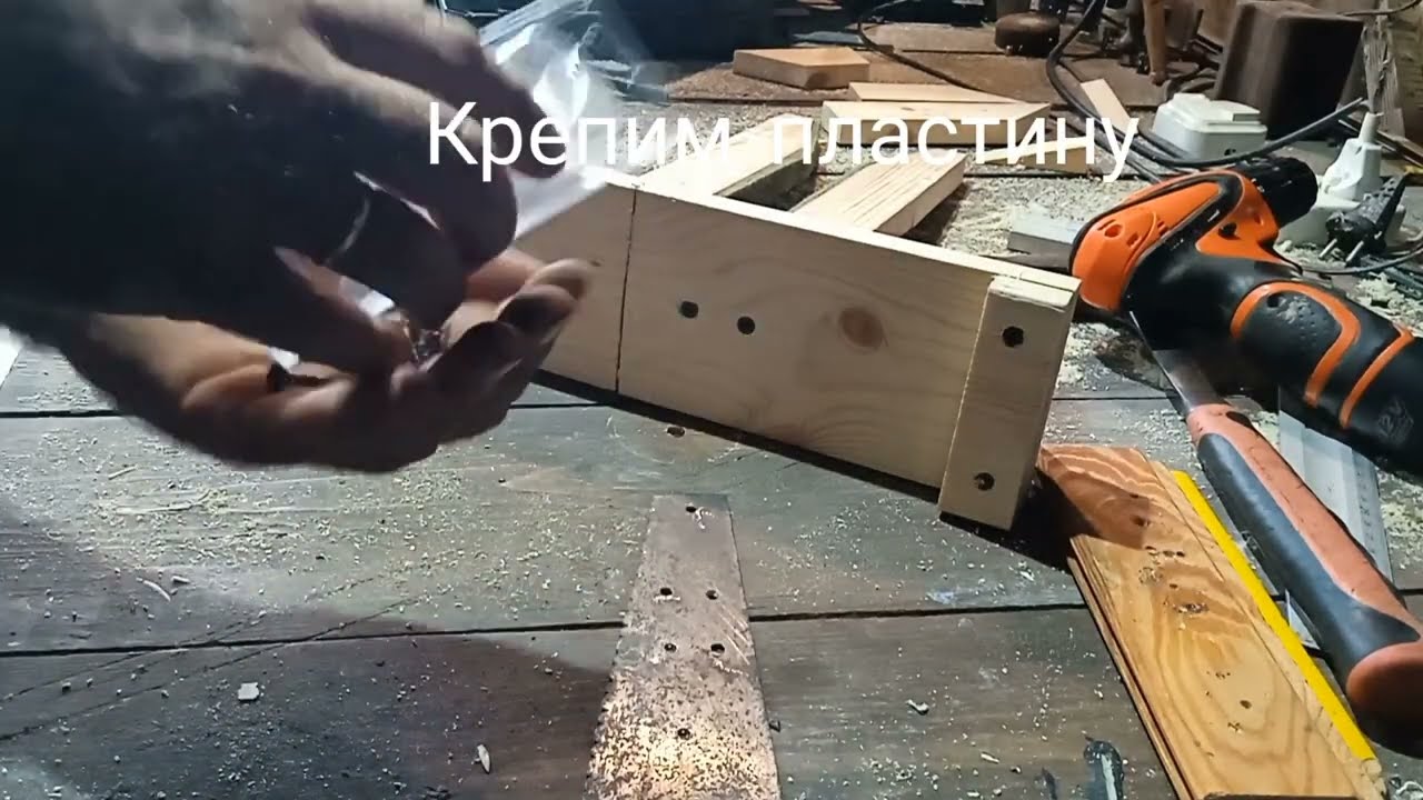 Подставка самозажимная для дверного полотна #своимируками #двери #подставка#сделайсам